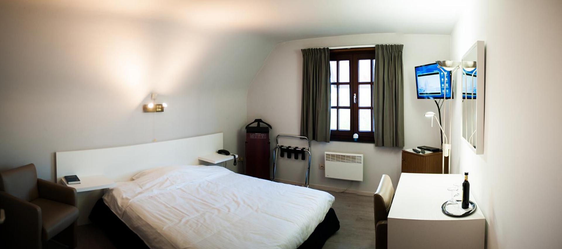 Jfk Hotel Zelzate - Gent Esterno foto